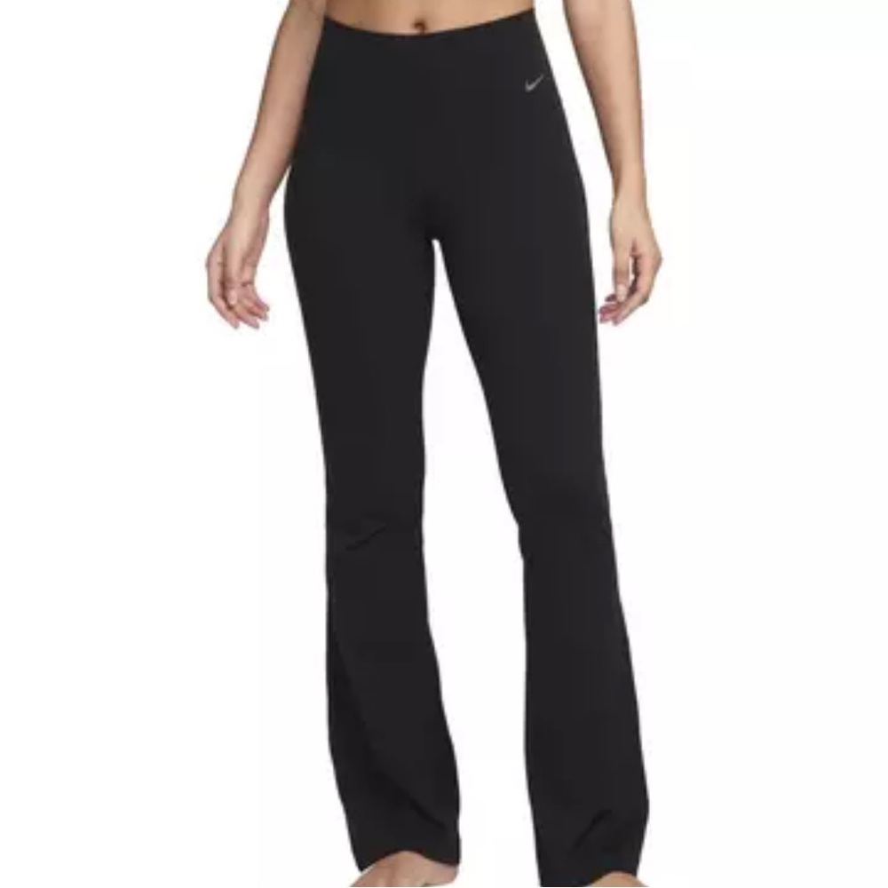 Nike Flare Yoga Pants in Black